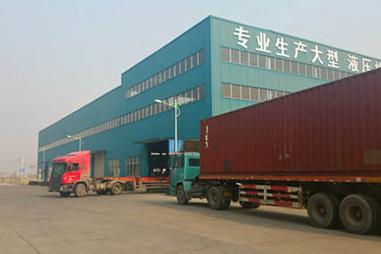 又一批出口剪板機，折彎機，卷板機 發(fā)貨